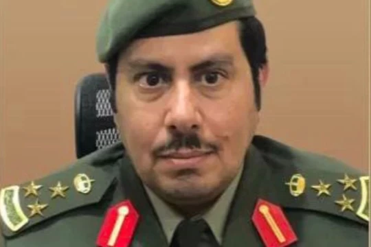 وفاة العميد سالم السهلي غرقًا أثناء محاولة إنقاذ ابنه بشاطئ نصف القمر