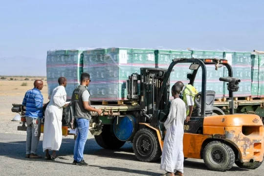 وصول الطائرة الإغاثية الحادية عشر ضمن الجسر الجوي السعودي لمساعدة الشعب السوداني بورتسودان