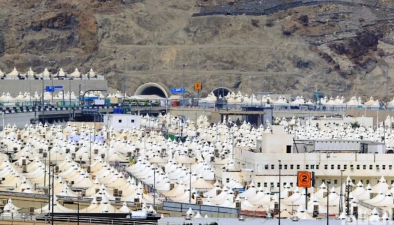 "الأرصاد": درجة الحرارة على الجمرات 43 ْم والمنطقة المركزية بالمسجد الحرام 45 ْم والأجواء مستقرة