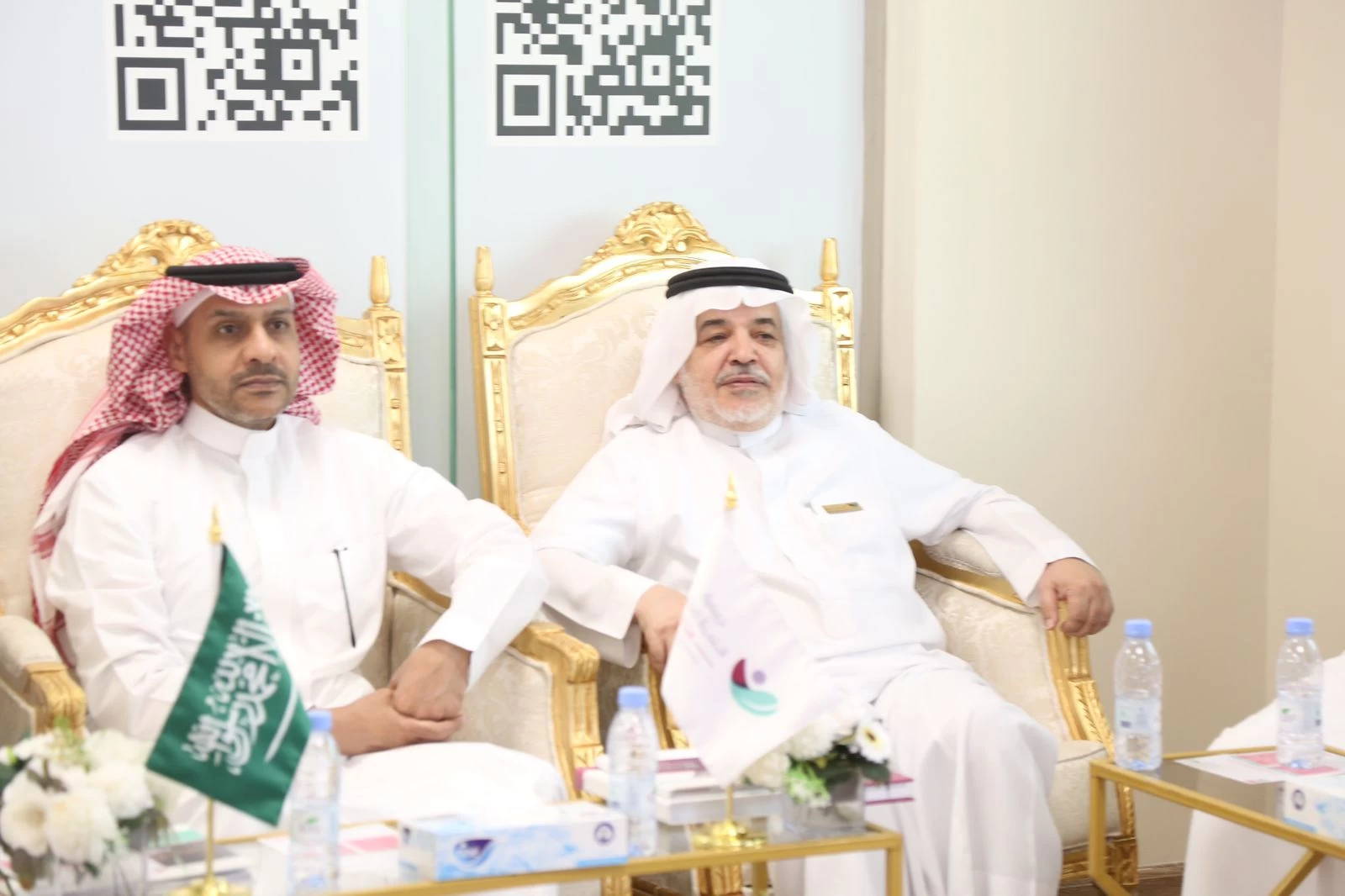نائب وزير الموارد البشرية للتنمية الاجتماعية يزور جمعية"همة" 