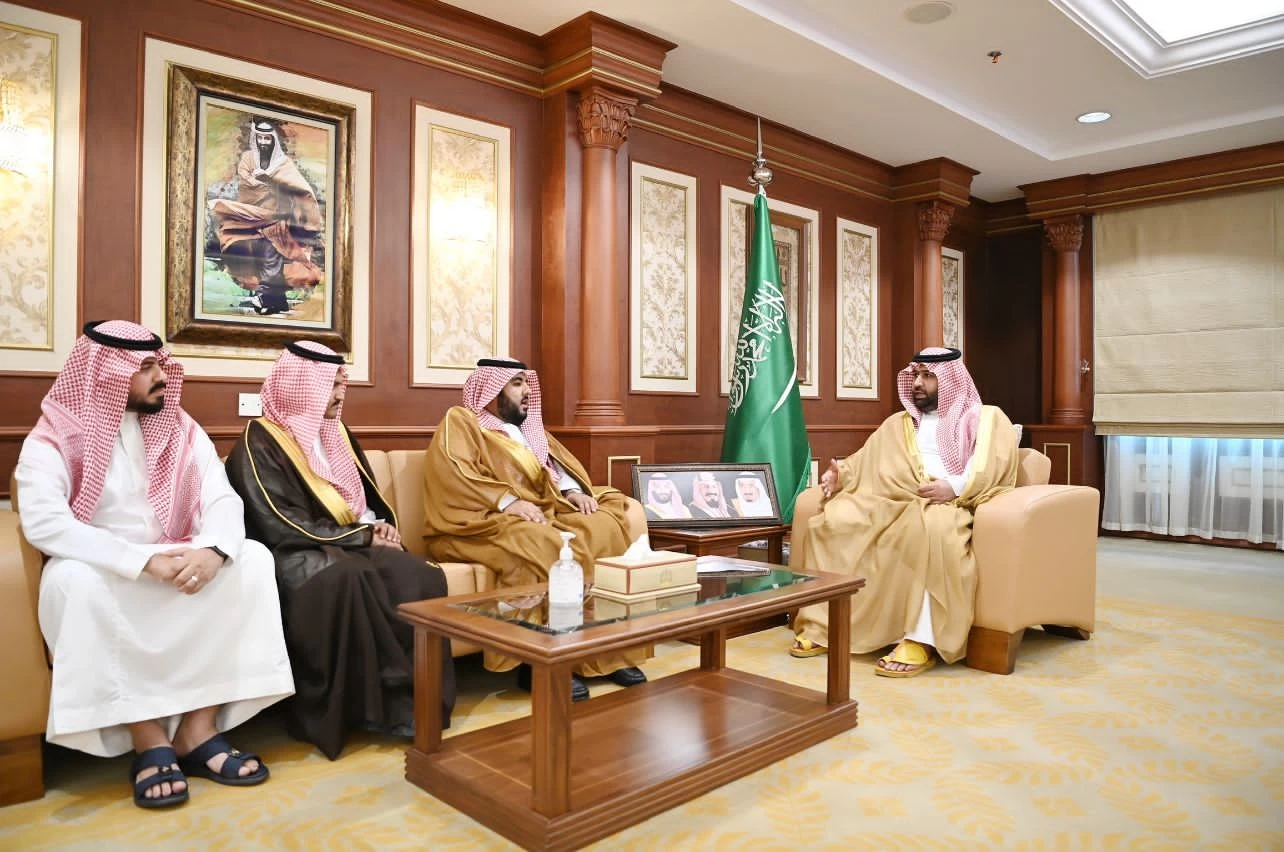 سمو أمير جازان بالنيابة يستقبل رئيس وأعضاء اللجنة التنسيقية لهيئة المهندسين بالمنطقة 