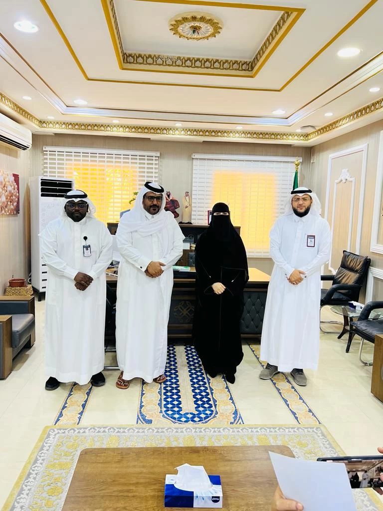 محافظ جزر فرسان يستقبل مديرة فرع الهئية العامة لولاية اموال القاصرين بمنطقة جازان 
