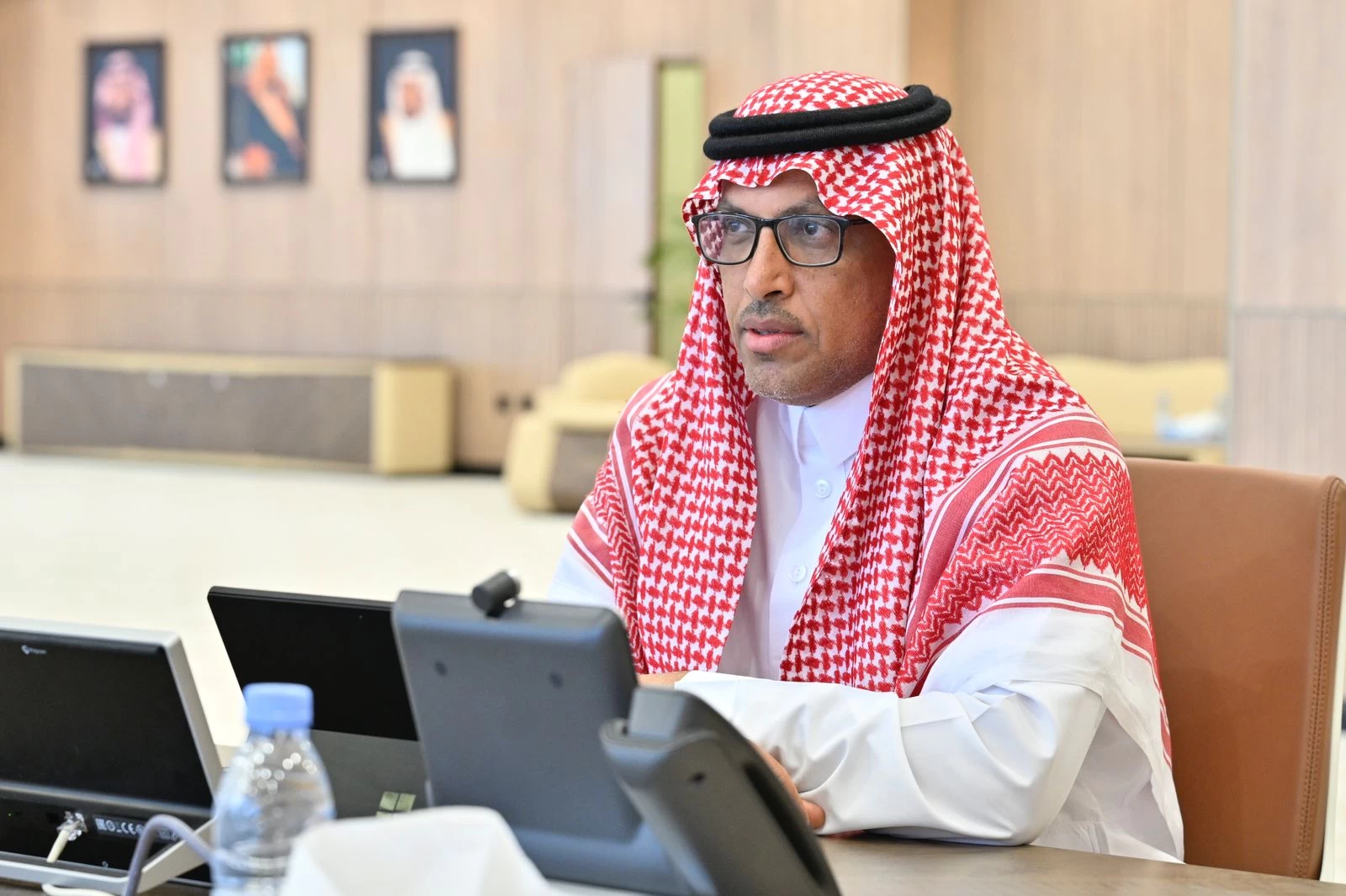 تدشين هوية أمانة جازان البصرية بدلالات هندسية تواكب رؤية المملكة 
