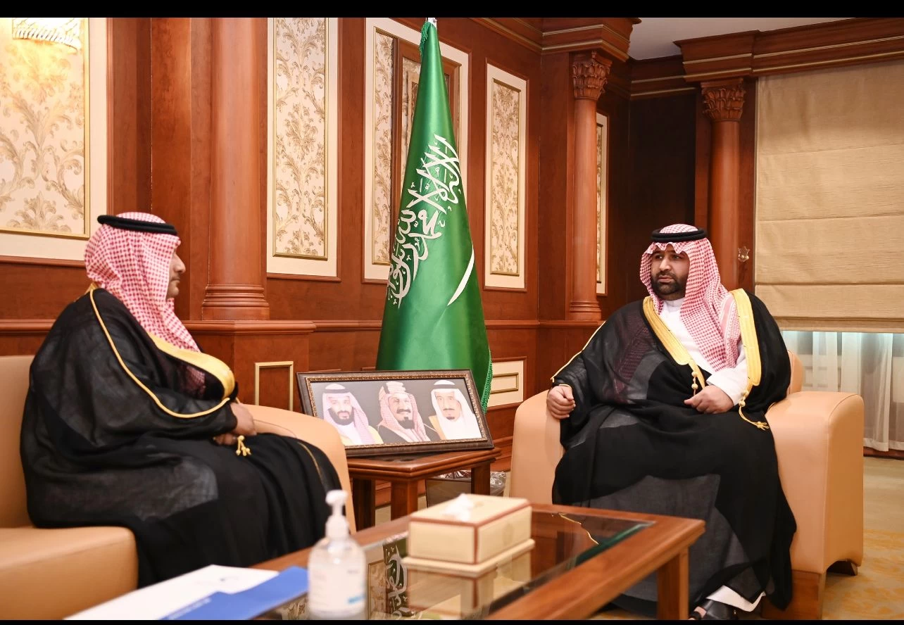 سمو أمير جازان بالنيابة يستقبل القاسمي بمناسبة تكليفه مديراً لوحدة أعمال المياه بالمنطقة