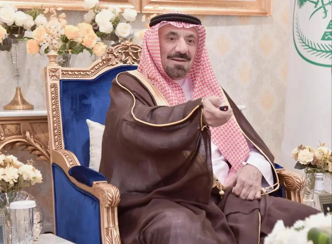 سمو أمير نجران يُدشِّن جمعية رؤية للهوايات بالمنطقة