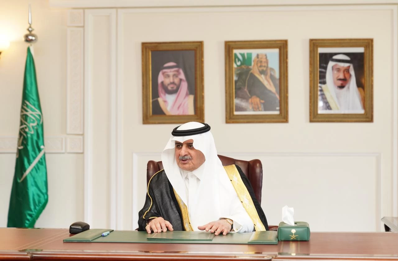 أمير تبوك يلتقي رؤساء وأعضاء الوفود المشاركة في بطولة تبوك الخليجية الأولى لرياضة "البوتشيا" 
