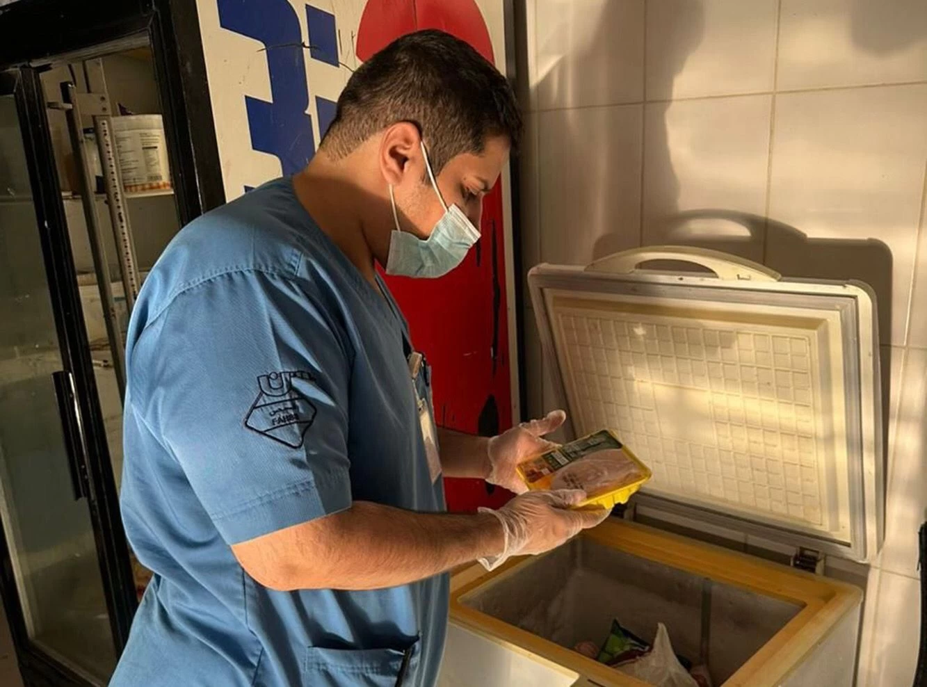 بلدية غرب بريدة الفرعية تواصل جولاتها الرقابية وتصادر أكثر من كيلو و300 من الحلويات الجاهزة  