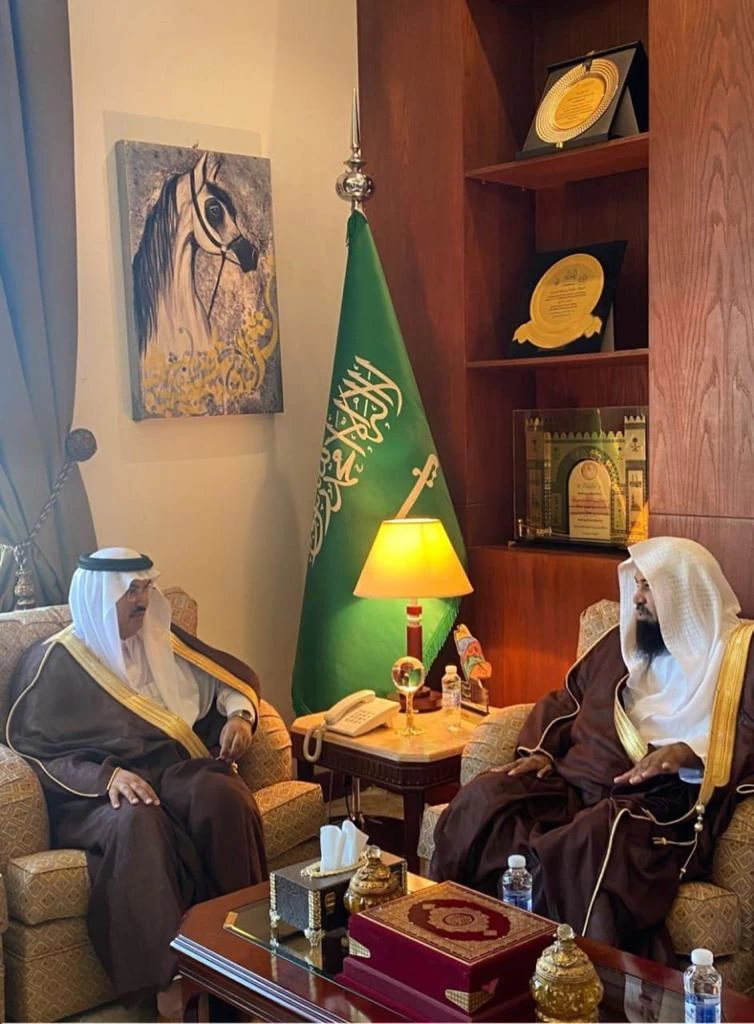 ​​​​​​​رئيس هيئة الأمر بالمعروف يزور محافظ الدوادمي ويطلعه على برنامج "فاجتبوه لعلكم تفلحون"