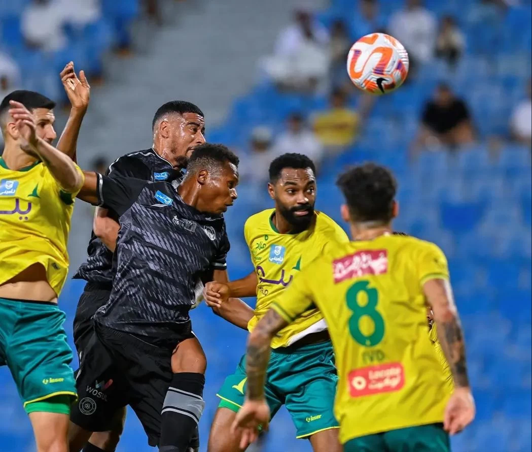 التعاون والاتفاق بالعلامة الكاملة والخليج يعمق جراح الشباب