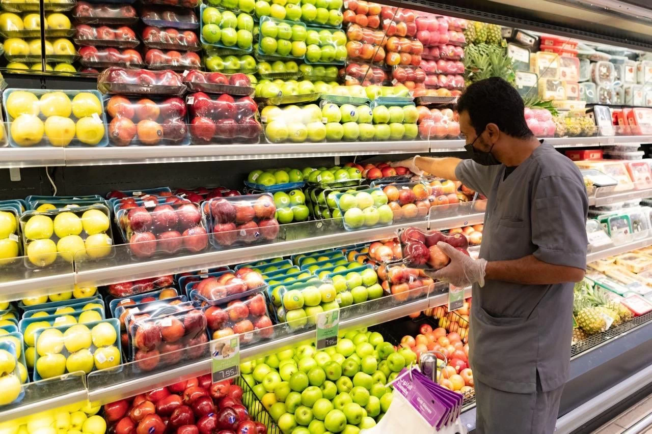 14.715 جولة رقابية تكشف تحقيق نسبة 96٪ إمتثال في المنشآت بمنطقة جازان 