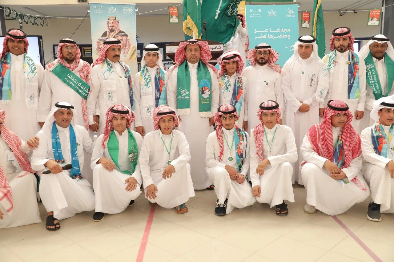 مدارس إدارة "تعليم الجوف" تحتفل باليوم الوطني 93