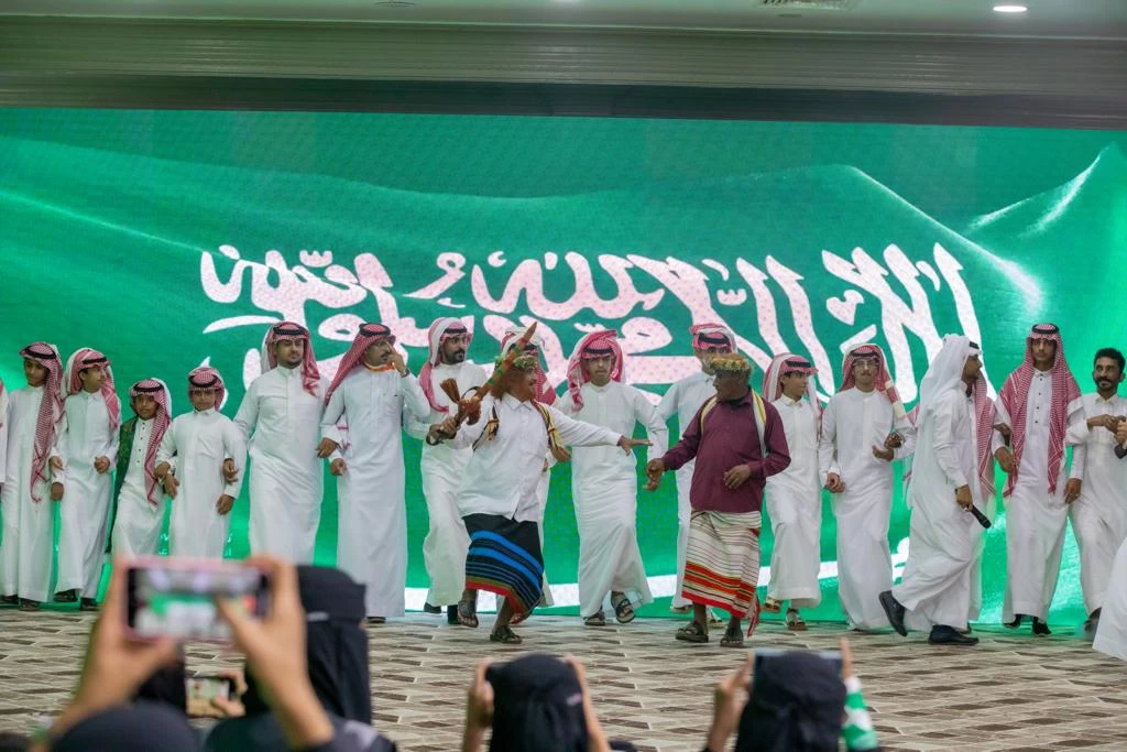 مركز مسلية و الخلاوية يستكملون فعاليات اليوم الوطني ٩٣ ببيش لليوم الثالث 