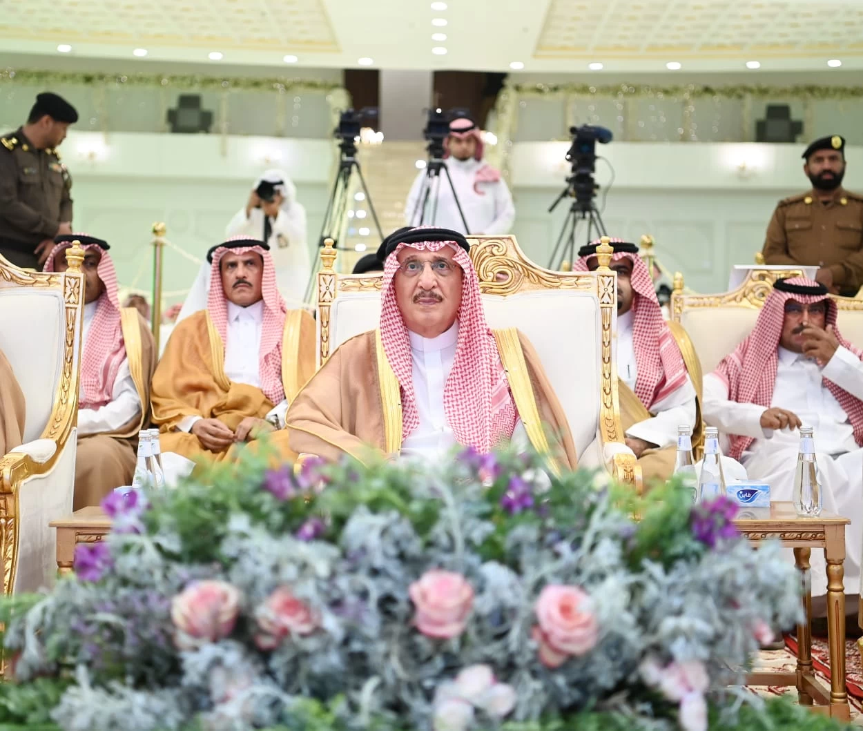 سمو أمير منطقة جازان يدشّن مهرجان الفل والنباتات العطرية بمحافظة أبو عريش