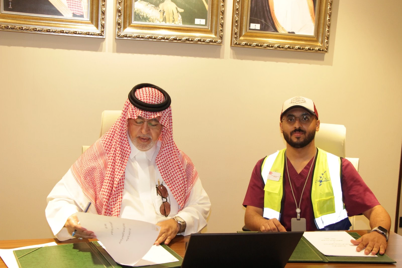 مذكرة تفاهم بين "بر جدة" وفريق رواد السلام التطوعي لدعم البرامج المجتمعية