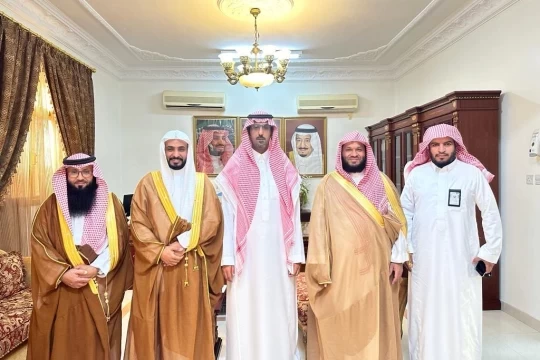 مدير عام فرع الرئاسة العامة لهيئة الأمر بالمعروف بالمنطقة الشرقية يزور محافظ النعيرية ومراكزها