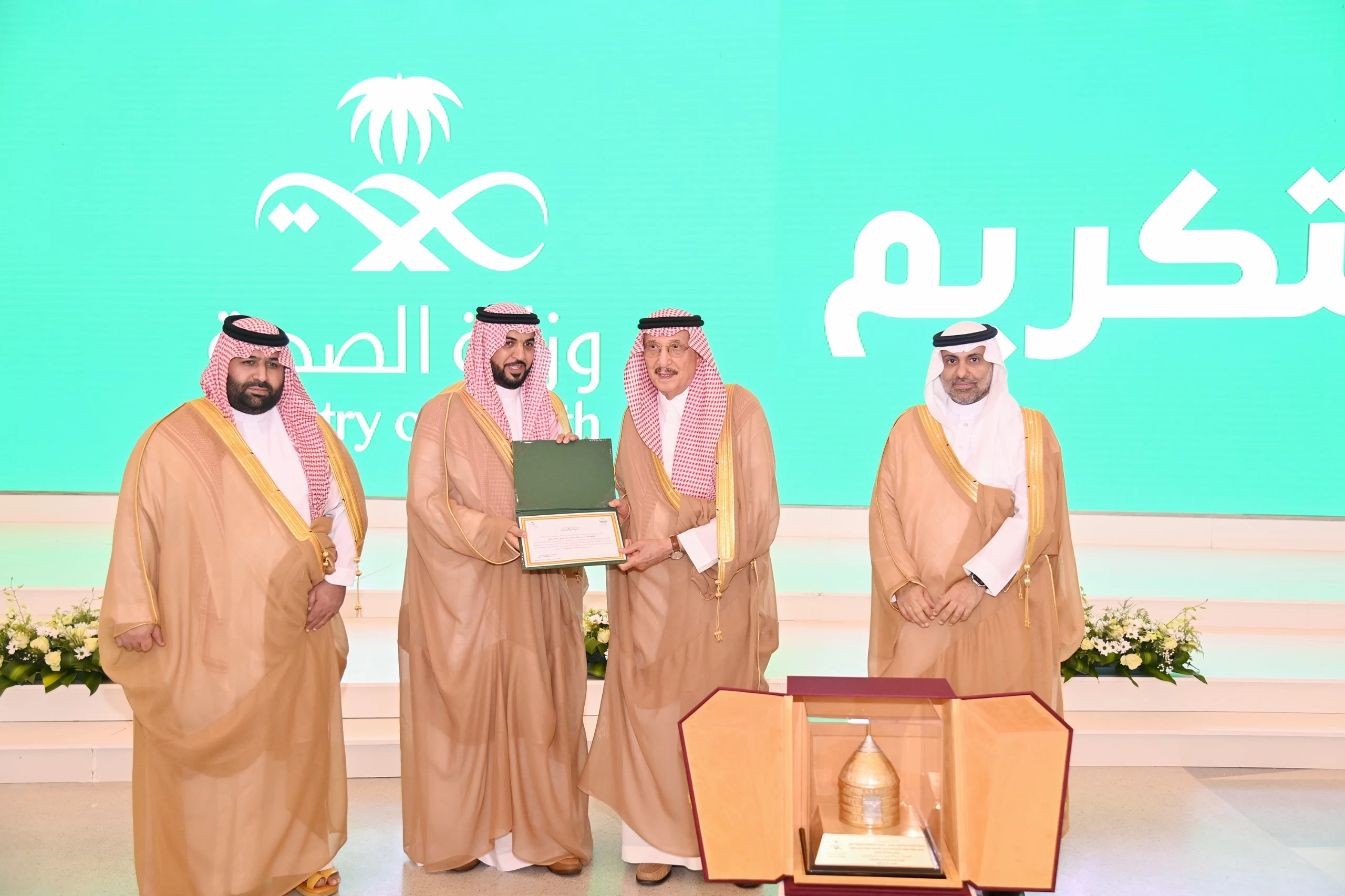 أمير منطقة جازان يدشن المرحلة الأولى بمستشفى جازان التخصصي..