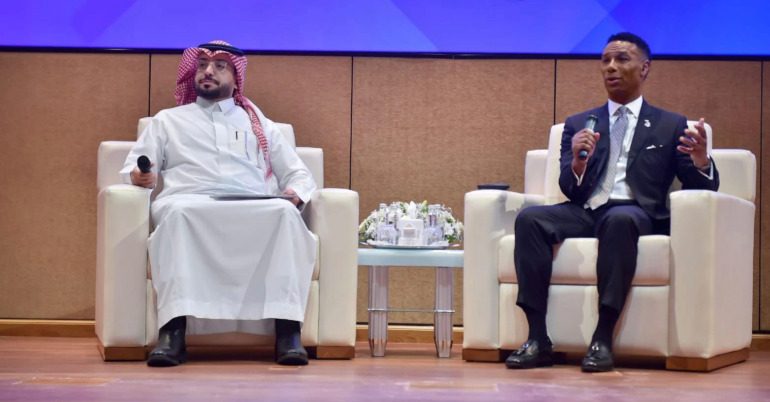 رئيس جمعية إدارة الموارد البشرية الأمريكية في لقاء بمعهد الإدارة العامة: (92%)من الباحثين عن الوظائف يفضلون المنظمات التي تُبدي تفهُّمًا وتعاطُفًا مع الموظفين