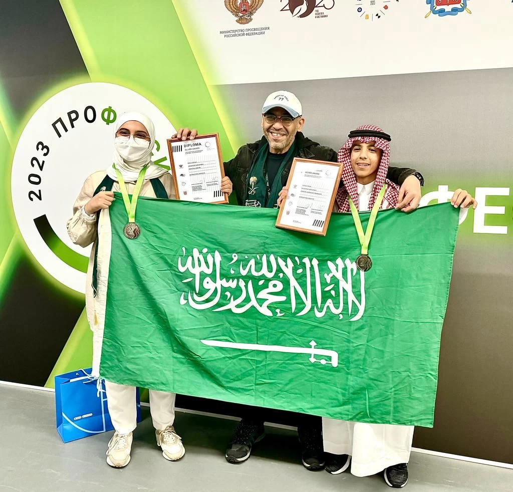 تعليم الطائف يحقق المركز الثاني عالمياً في مسابقة المهارات الروسية 2023م بروسيا