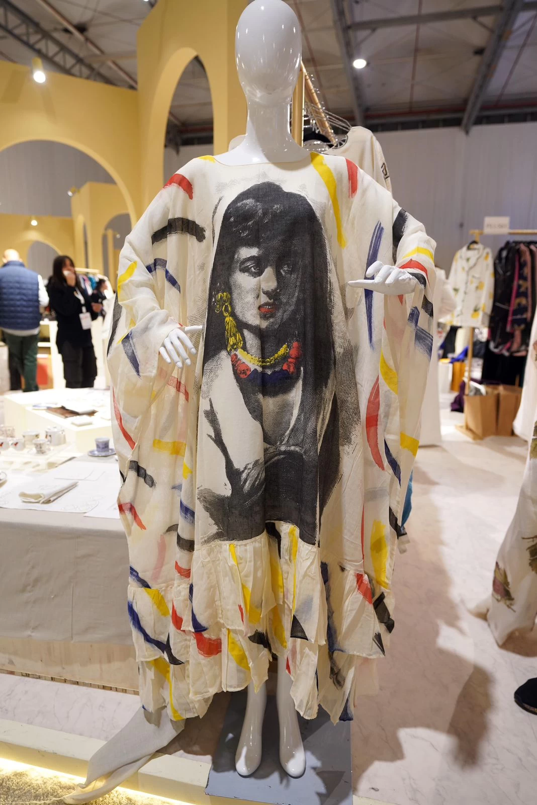 بين الأصالة الحِرَفيّة والأناقة الساحرة المشغولات اليدوية تتألق في الجناح المصري بمعرض أنا عربية