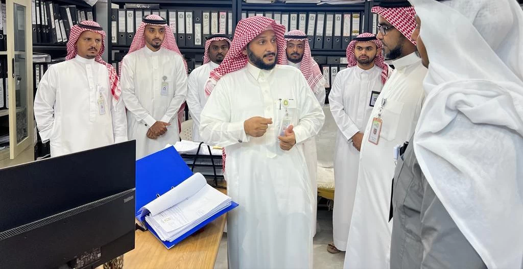 مدير الشؤون الإسلامية في جازان يتفقد إدارة المساجد بجزر فرسان 