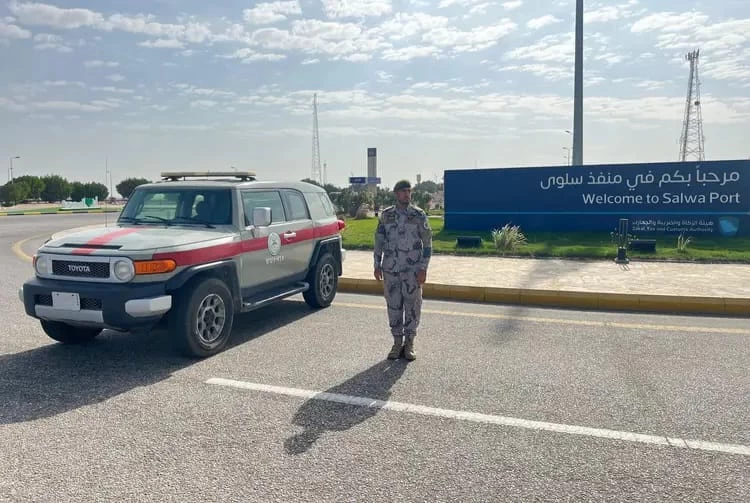 "حرس الحدود" يؤكد جاهزيته في منفذ سلوى لتسهيل حركة الراغبين في حضور بطولة كأس آسيا 2023 بدولة قطر