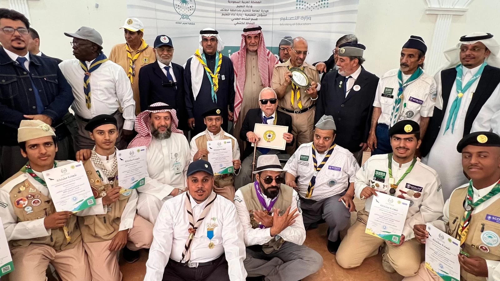 مدير تعليم الطائف يشهد الرحلة الخلوية الهايكنج بمشاركة 30 قائد كشفي وقائدة