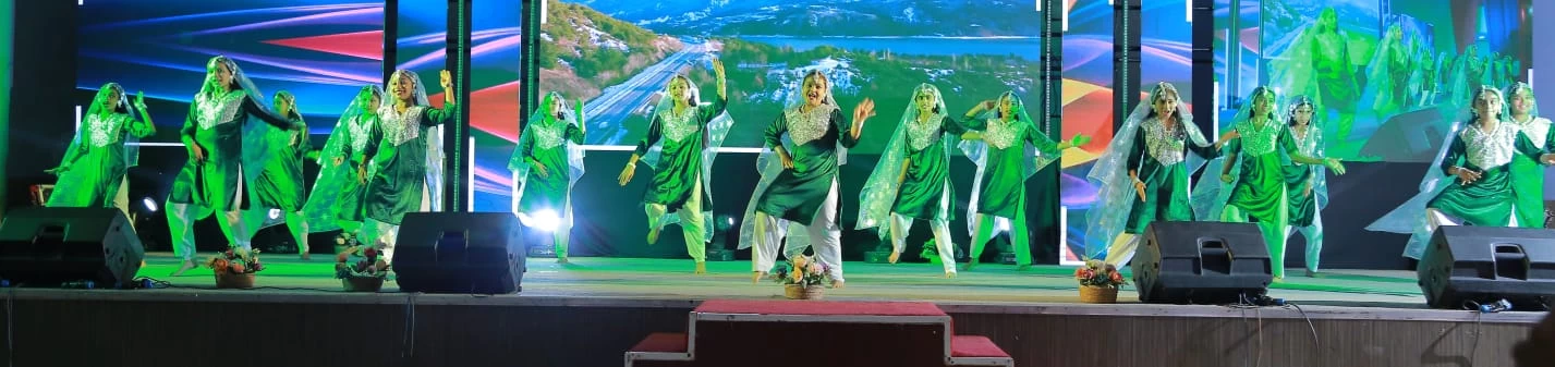 حشد هائل للإحتفال بمهرجان الصداقة السعودي الهندي الساحر في جدة