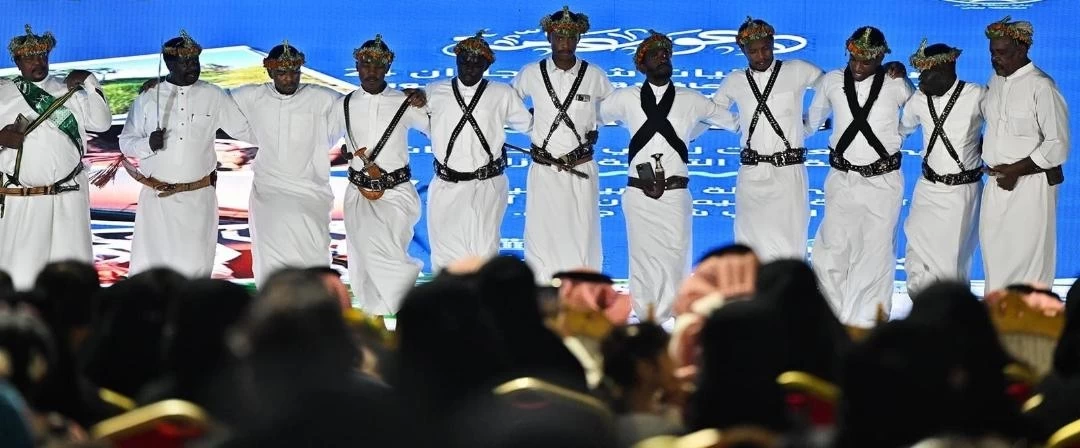 محافظة بيش تشارك في مهرجان شتاء جازان " بالسيف والعرضة "