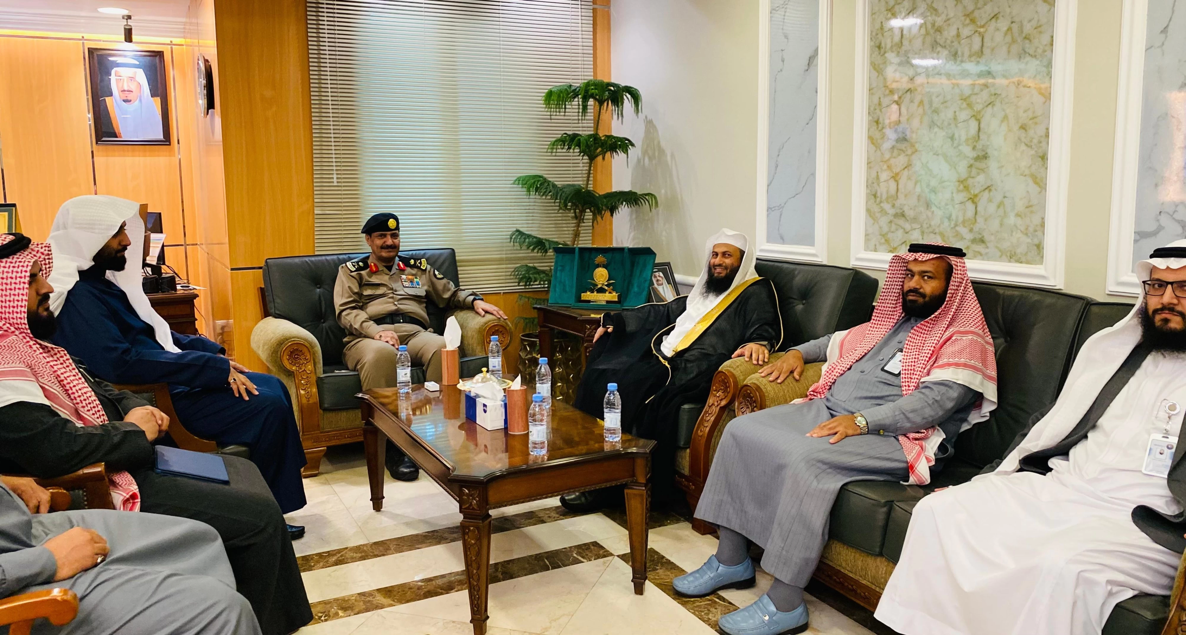 مدير عام فرع هيئة الأمر بالمعروف بعسير يزور مدير شرطة المنطقة