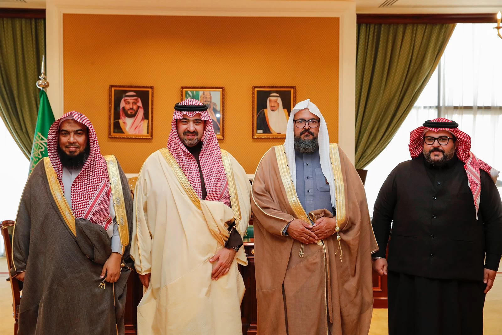 نائب أمير تبوك يدشن الحملة التوعوية “الدين يسر “