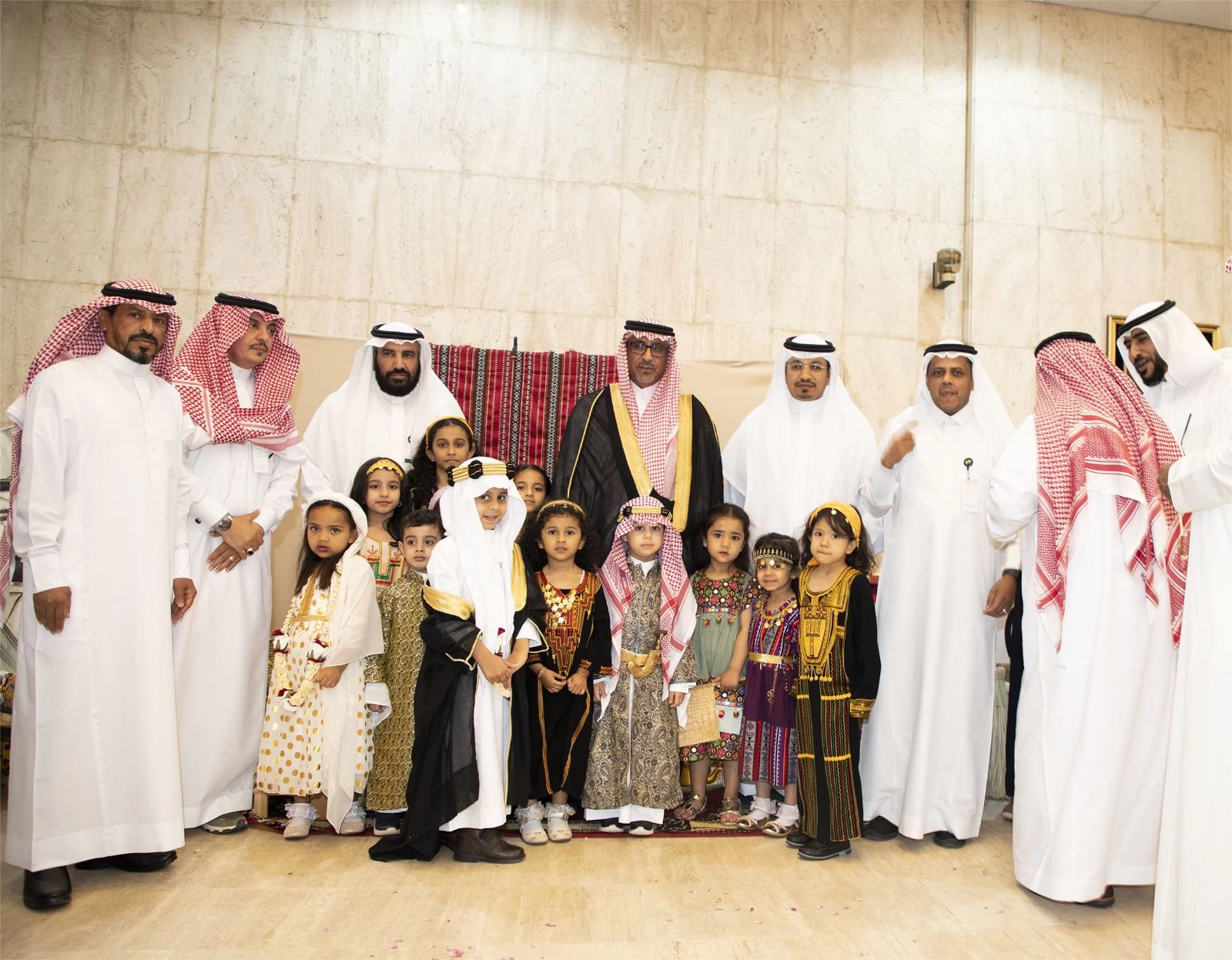 فرع وزارة الموارد البشرية والتنمية الاجتماعية بمنطقة مكة المكرمة يحتفي بيوم التأسيس