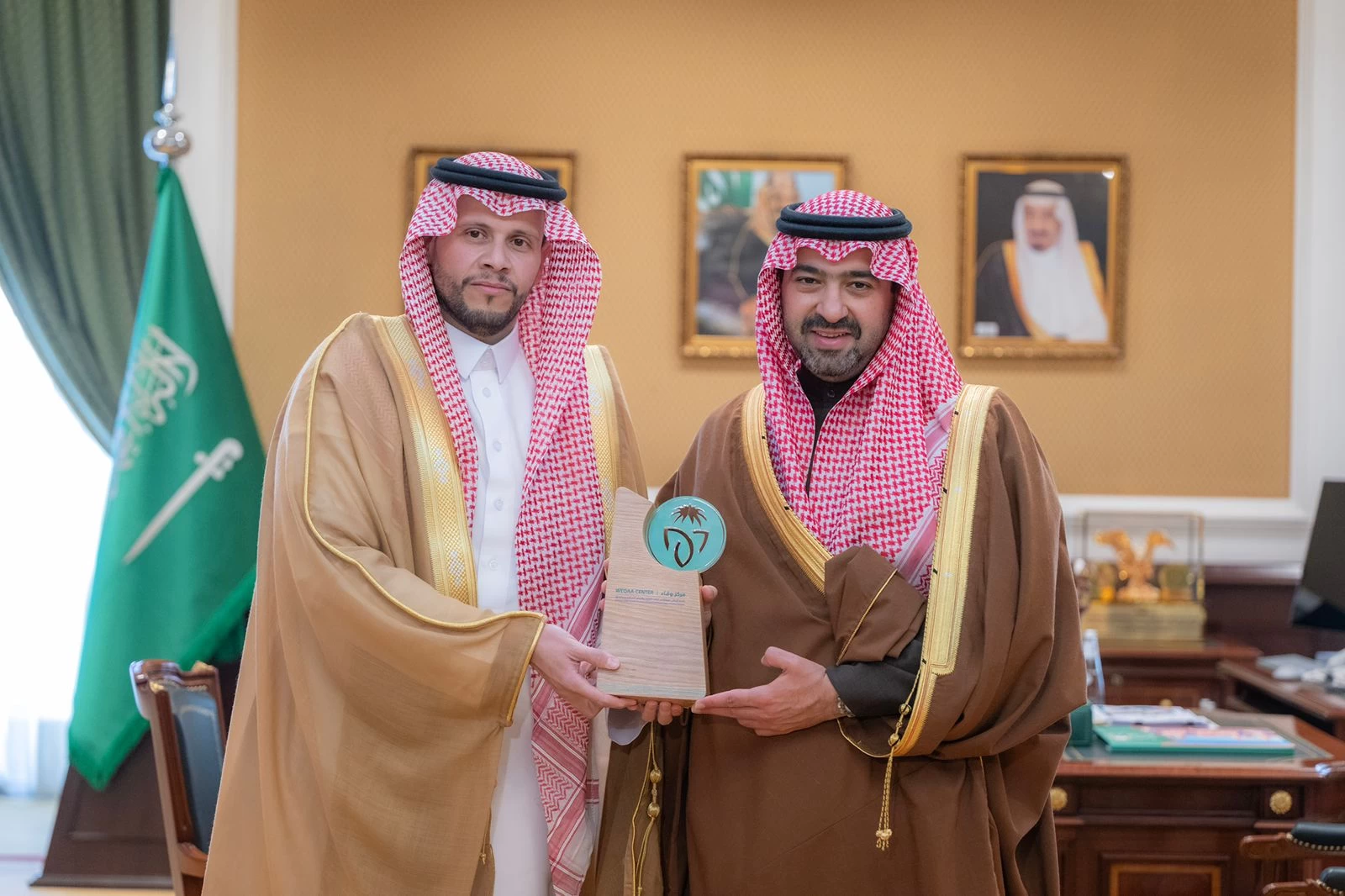نائب أمير تبوك يلتقي مدير مركز " وقاء " بالمنطقة ويطلع على تقرير المركز السنوي