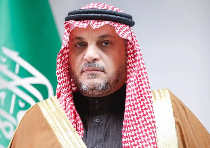 الثبيتي يرفع الشكر للقيادة الرشيدة بمناسبة ترقيته للمرتبة الخامسة عشرة