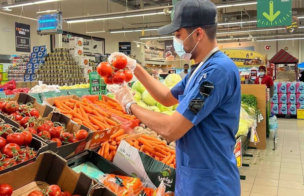 استعداداً لرمضان    أمانة الاحساء تُكثف المتابعة الرقابية لمنشآت الصحة العامة