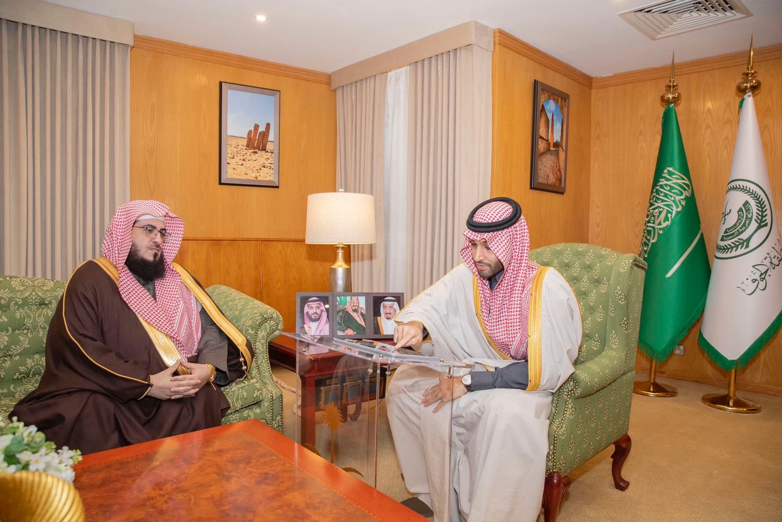 نائب أمير منطقة الجوف يدشّن الحملة الرّمضانية "تراحم له أثر "