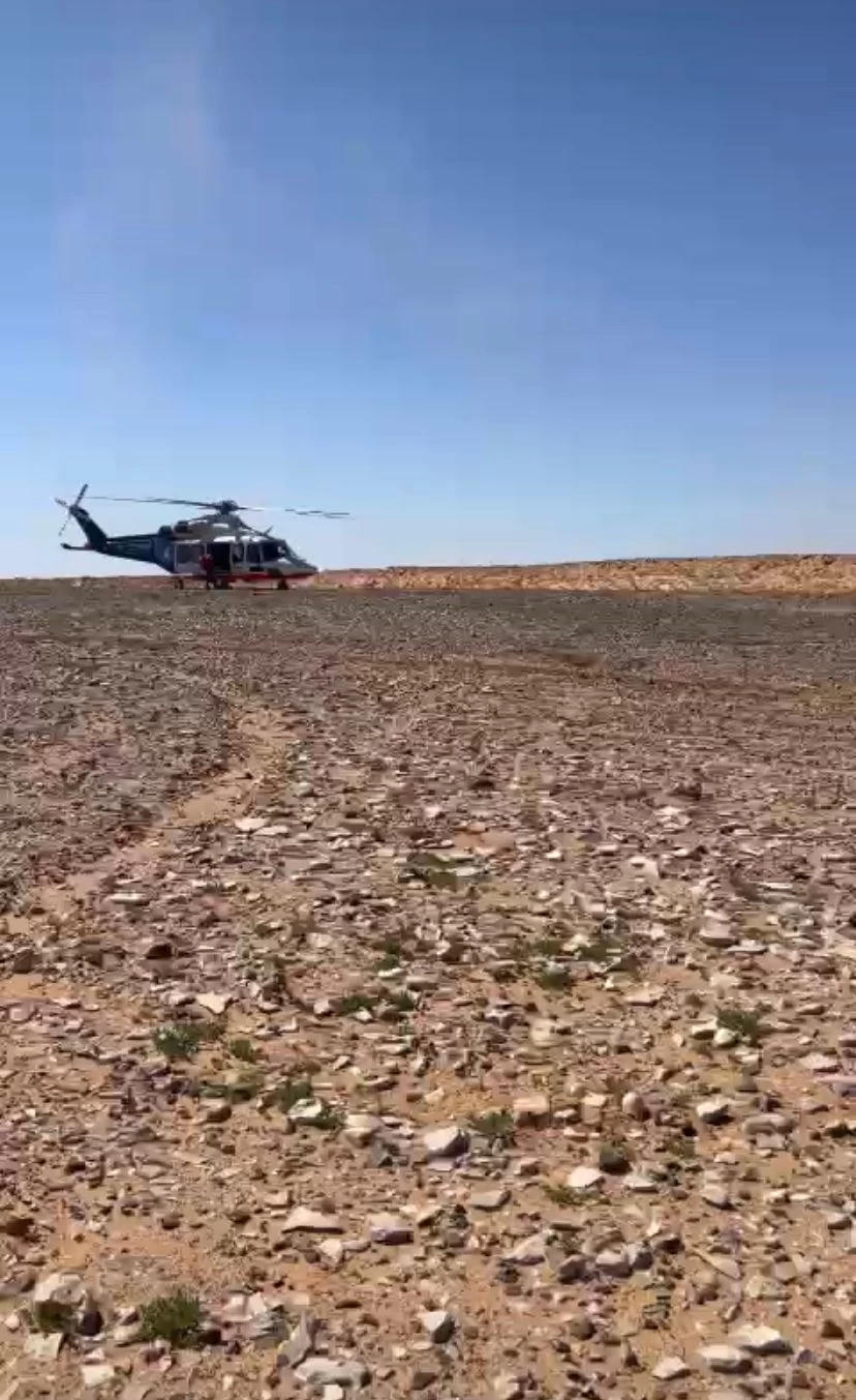 الإسعاف الجوي بالجوف ينقل مصابين من منطقة صحراوية إلى المستشفى في 13 دقيقة
