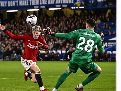 ريمونتادا مثيرة تمنح تشيلسي نقاط الشياطين الحمر