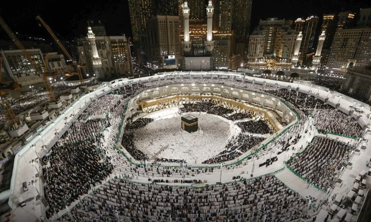 الأمن العام: يُحظر إدخال أدوات حادة للحرمين وساحتهما