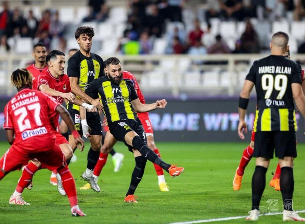 كريم بنزيما يدخل تاريخ كأس السوبر السعودي بـ«الهدف الأسرع»