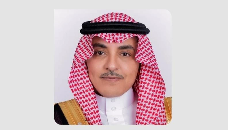 وزير الإعلام يهنئ القيادة بحلول عيد الفطر المبارك 