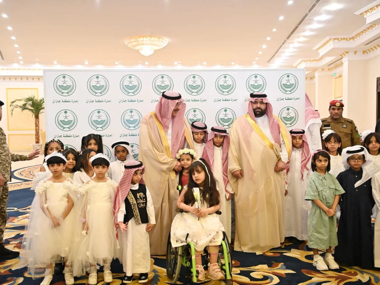 أمير منطقة جازان يستقبل المحافظين ومشايخ المنطقة المهنئين بعيد الفطر المبارك