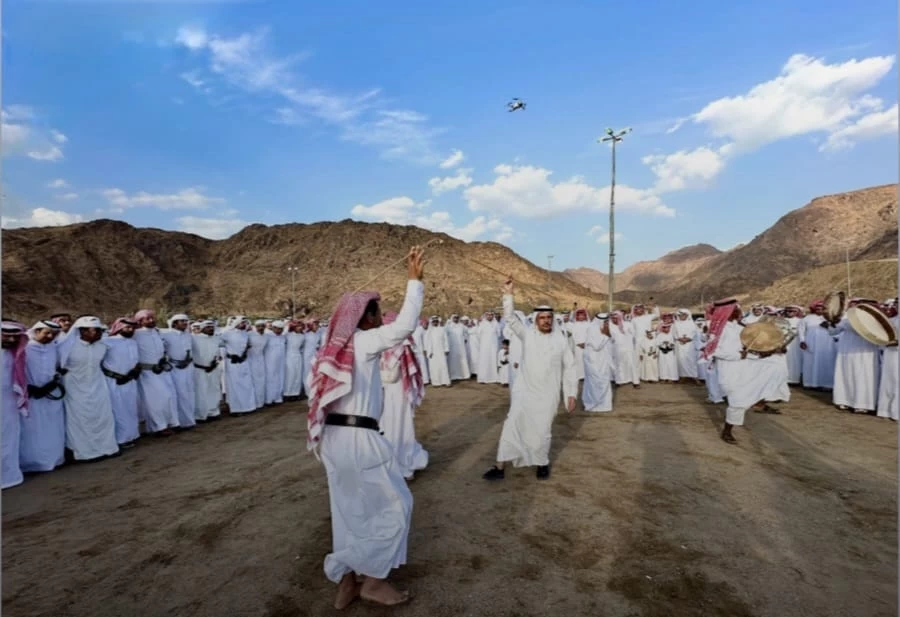 الفنون الشعبية بنجران .. ألوان تضفي البهجة والأفراح خلال أيام عيد الفطر المبارك 