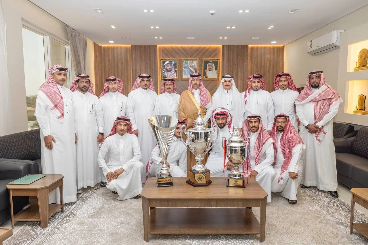 محافظ الطوال يستقبل مدير مكتب رابطة الهواة بالطوال