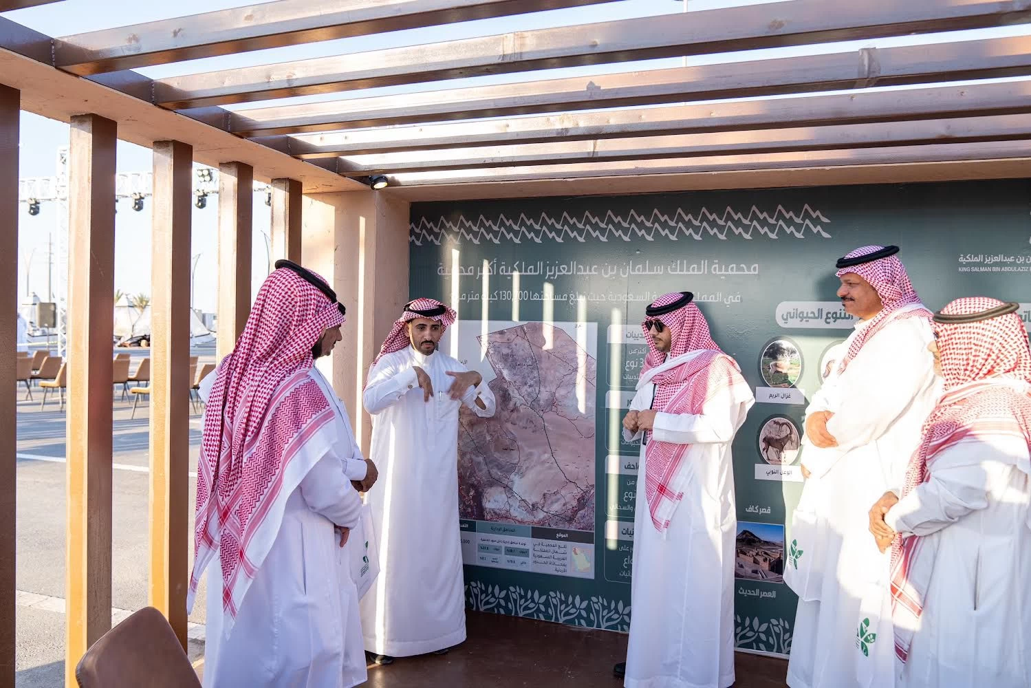 كوادر متخصصة ومعرض تثقيفي لتعزيز الوعي البيئي لضيوف مهرجان محمية الملك سلمان الملكية