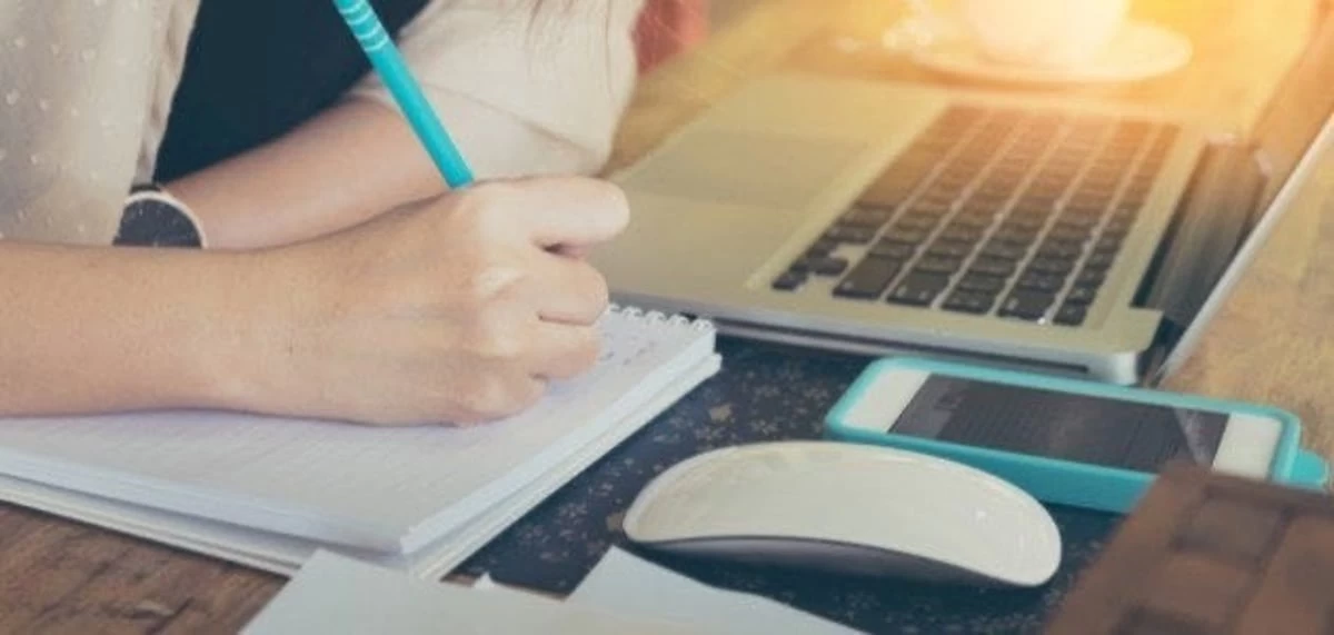 التعلُّم عن بُعد : فرص حقيقية في عصر الرقمنة للعبور للمستقبل