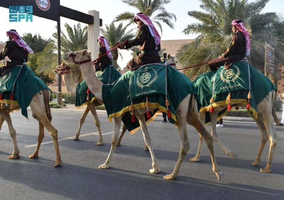 مسيرة الإبل تجوب شوارع باريس لتعريف المجتمع الدولي بمبادرة عام الإبل 2024م