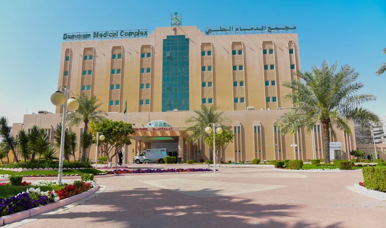 تدشين أول عيادة تأهيلية لمتعافي الجلطات الدماغية في الشرقية