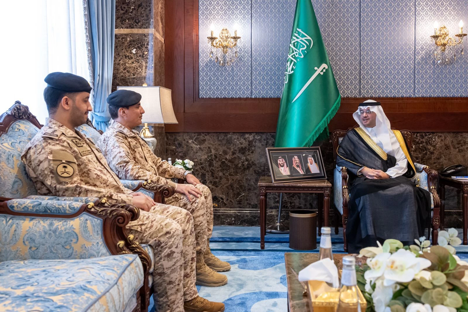 سمو محافظ الأحساء يستقبل قائد لواء الملك عبدالعزيز الآلي بالحرس الوطني