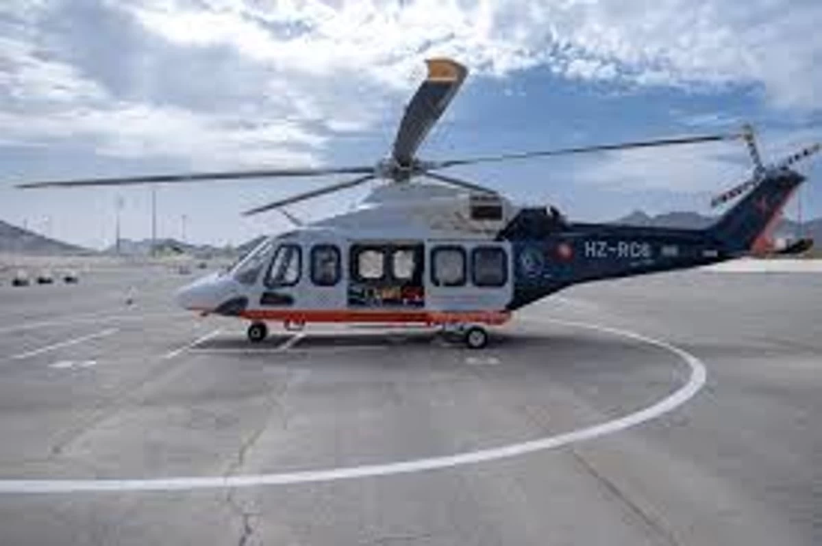 الإسعاف الجوي ينقذ حياة مقيم تعرض لحادث في منطقة " الروسان "
