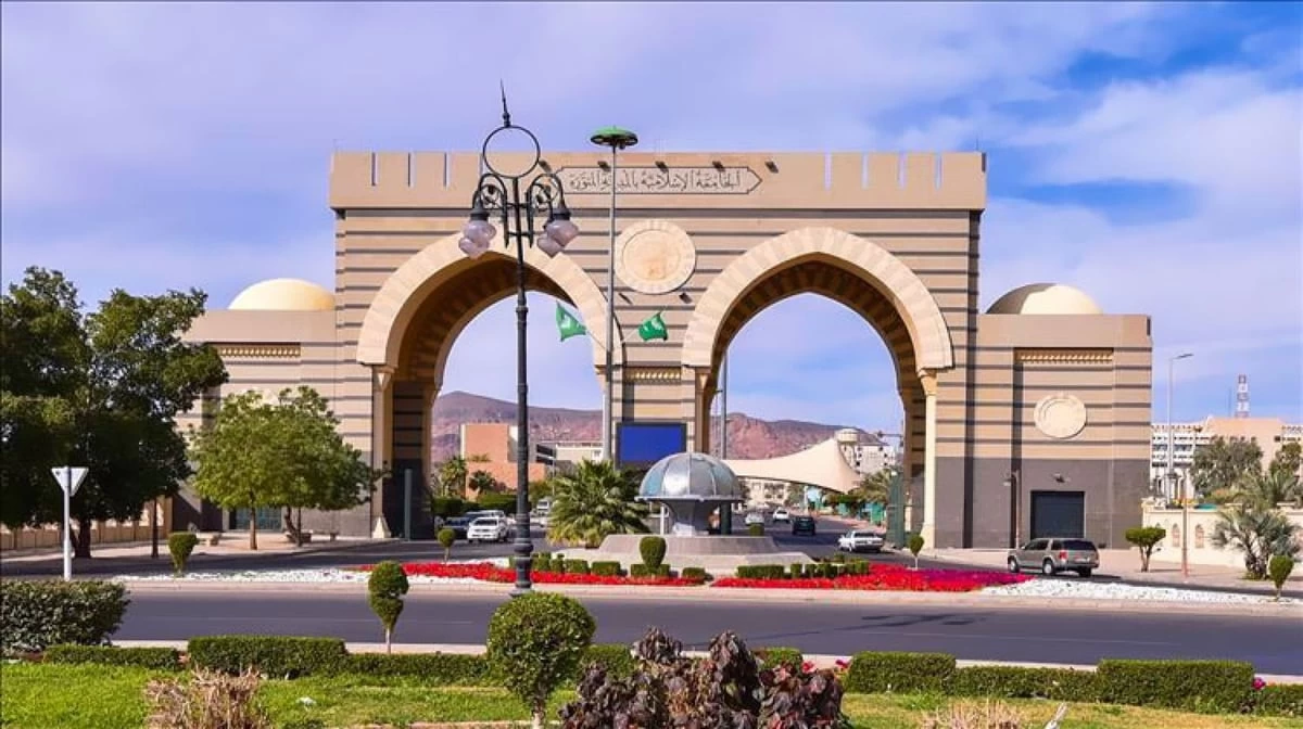 اليوم : انطلاق فعاليات مهرجان " الثقافات والشعوب " الثاني عشر بالجامعة الإسلامية في المدينة المنورة 